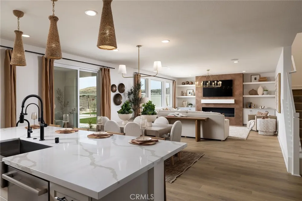 39270 Saddle Drive Palmdale, CA 93551