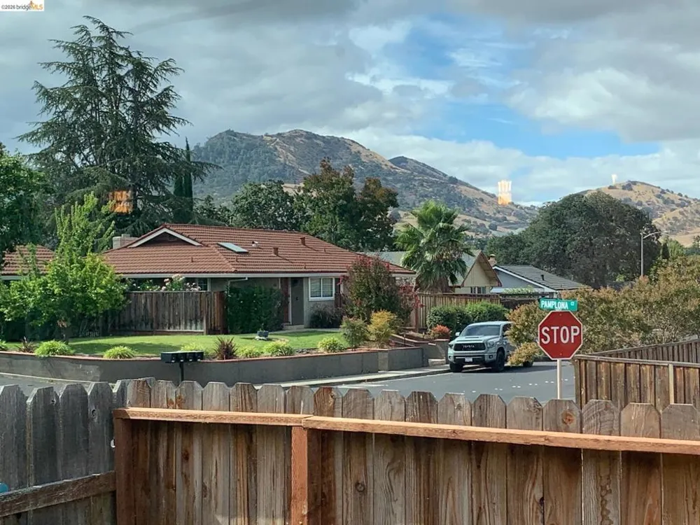 1833 Camino Estrada Concord, CA 94521