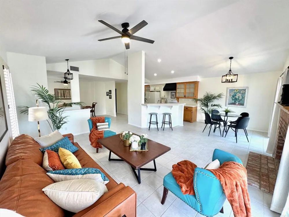 1241 Pearlbush Court El Cajon, CA 92019