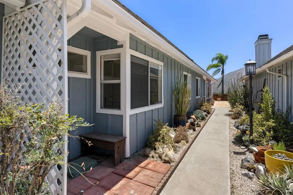 1241 Pearlbush Court El Cajon, CA 92019