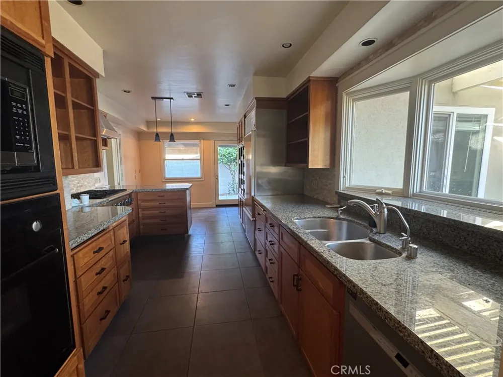 433 W Northridge Avenue Glendora, CA 91741