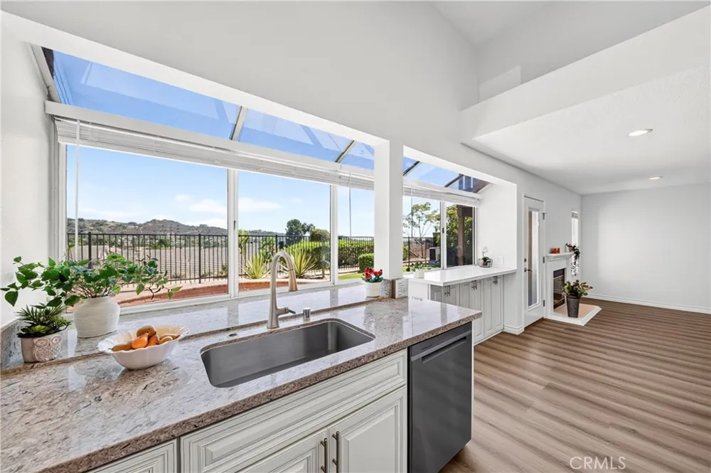 16140 Ridgeview La Mirada, CA 90638