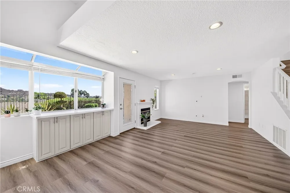 16140 Ridgeview La Mirada, CA 90638