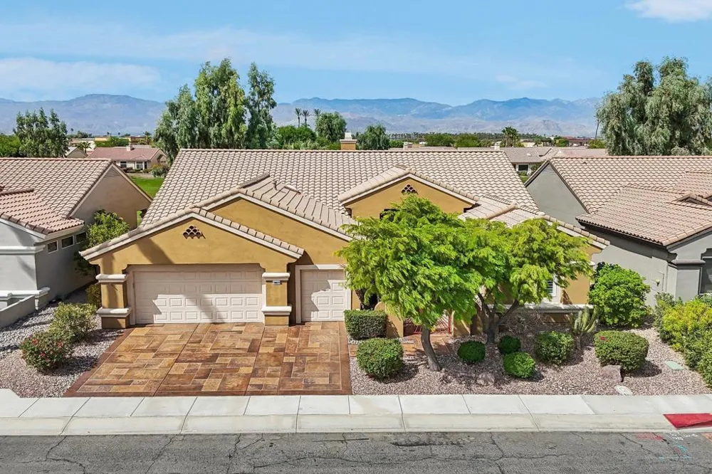 38837 Ryans Way Palm Desert, CA 92211