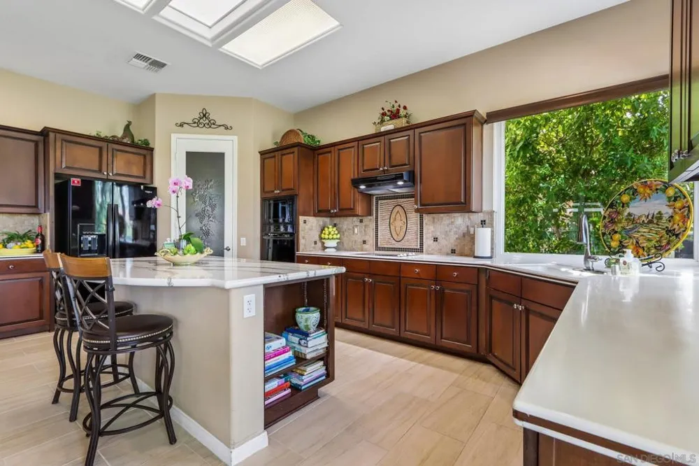 38837 Ryans Way Palm Desert, CA 92211