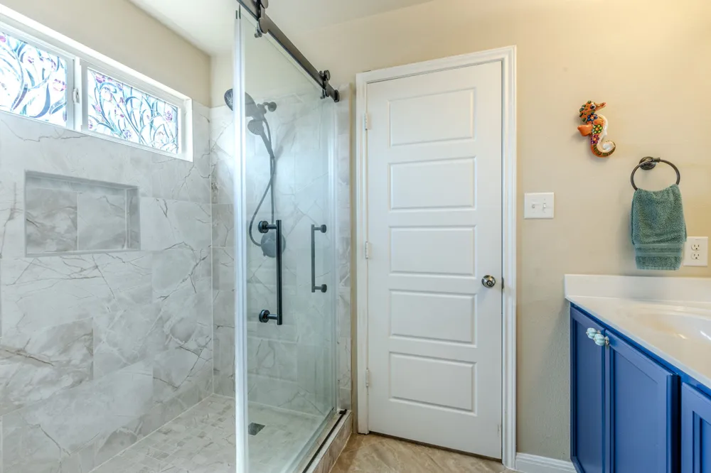 209 Frio River Trail Hutto, TX 78634