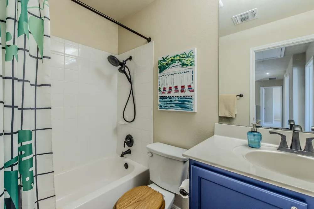 209 Frio River Trail Hutto, TX 78634