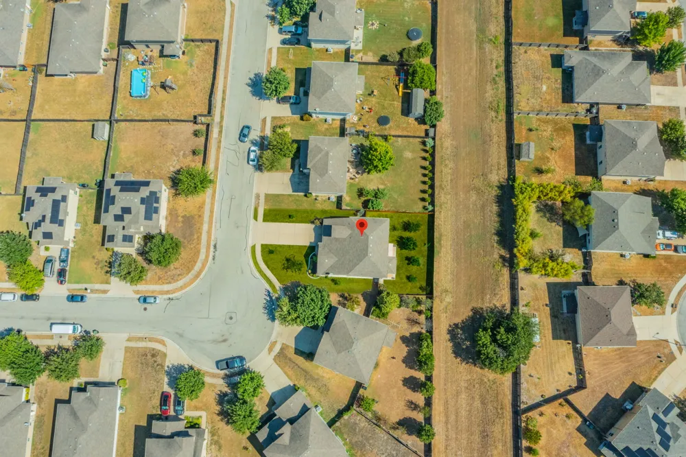 209 Frio River Trail Hutto, TX 78634