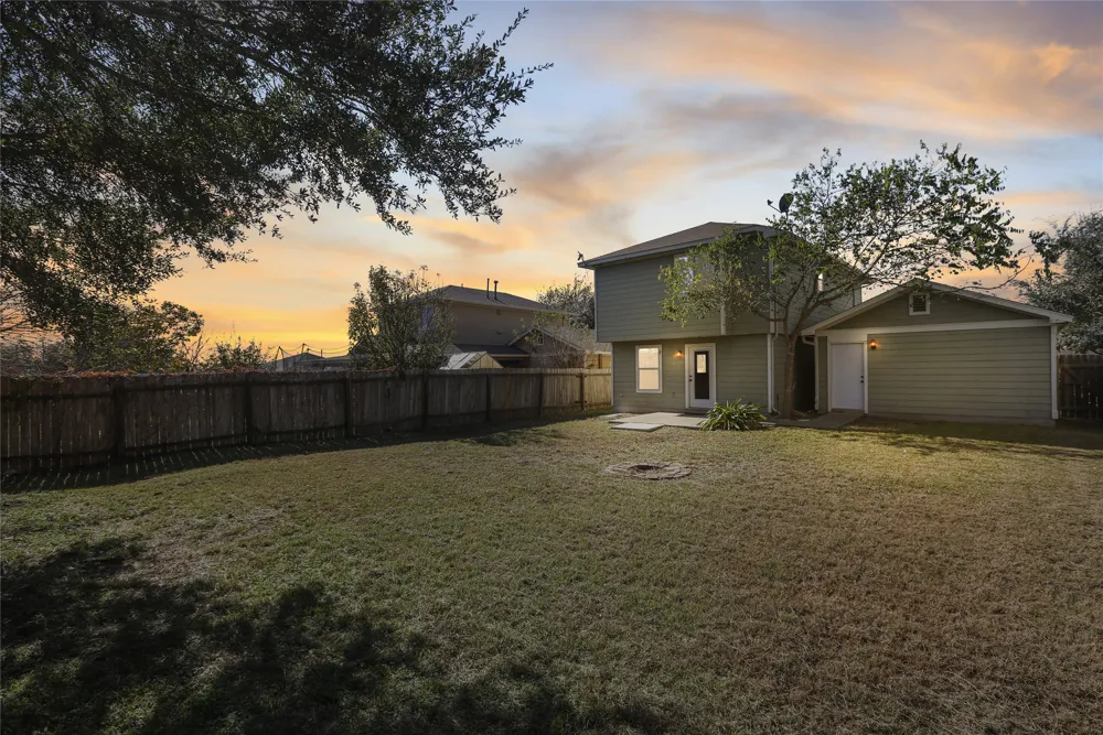 11805 Lima Drive Manor, TX 78653