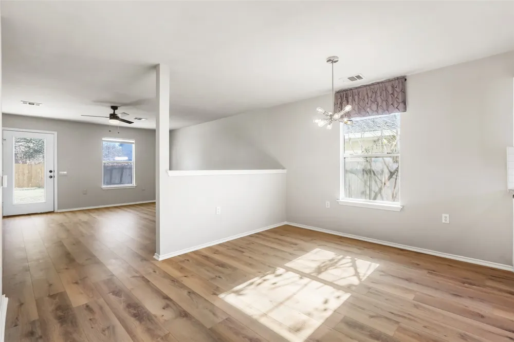 11805 Lima Drive Manor, TX 78653