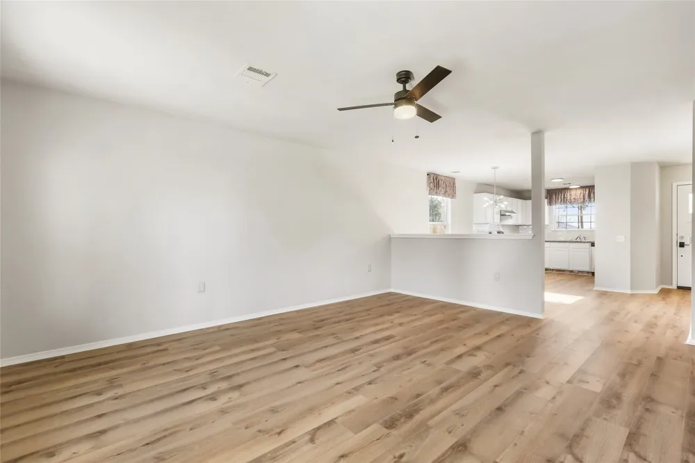 11805 Lima Drive Manor, TX 78653