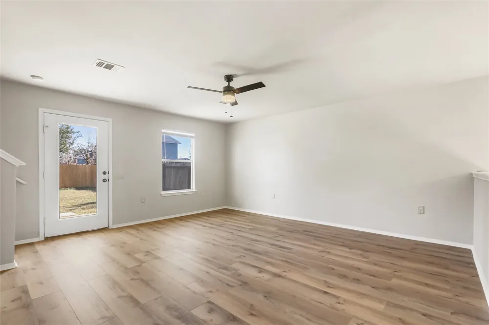 11805 Lima Drive Manor, TX 78653