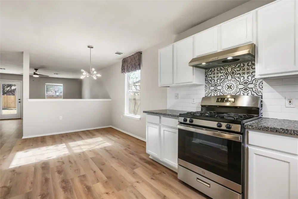 11805 Lima Drive Manor, TX 78653