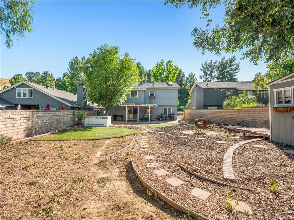 32248 Green Hill Castaic, CA 91384