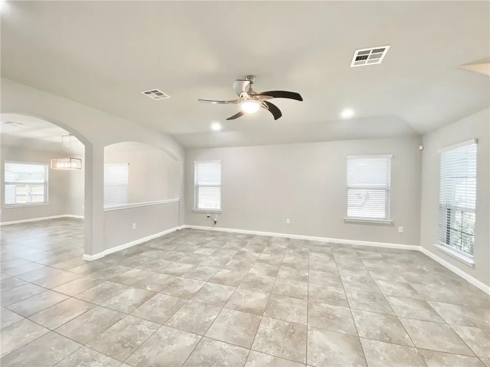 308 Chalk Knob Manor Leander, TX 78641
