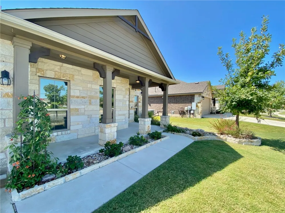 308 Chalk Knob Manor Leander, TX 78641
