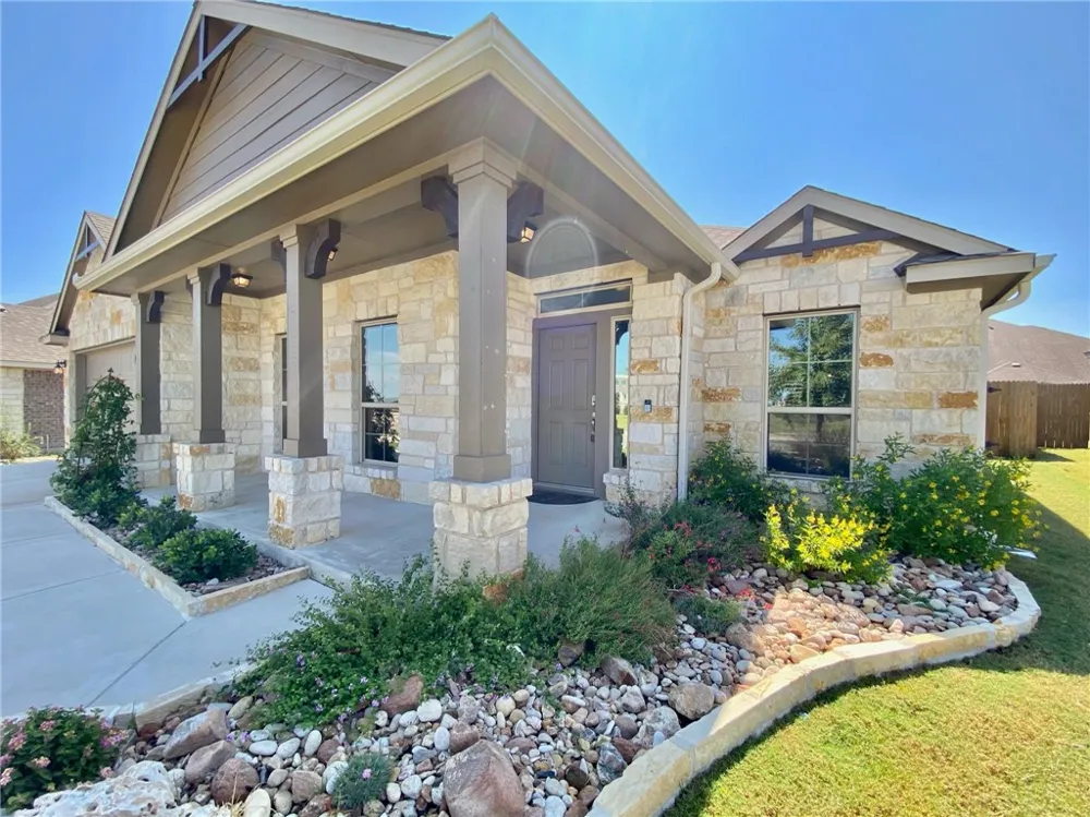 308 Chalk Knob Manor Leander, TX 78641