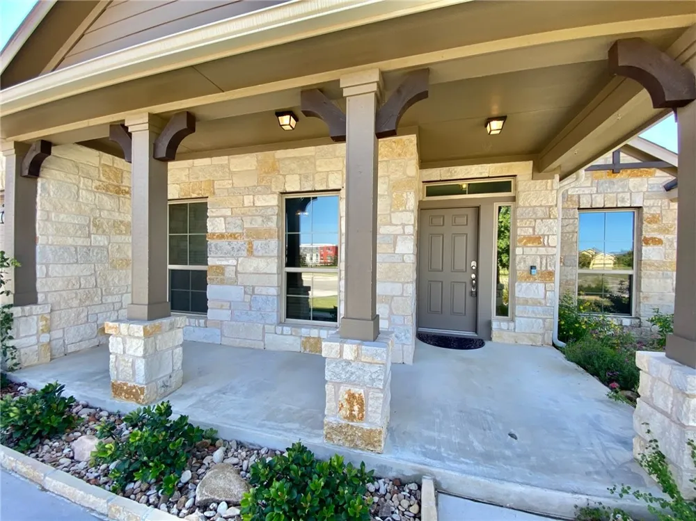 308 Chalk Knob Manor Leander, TX 78641