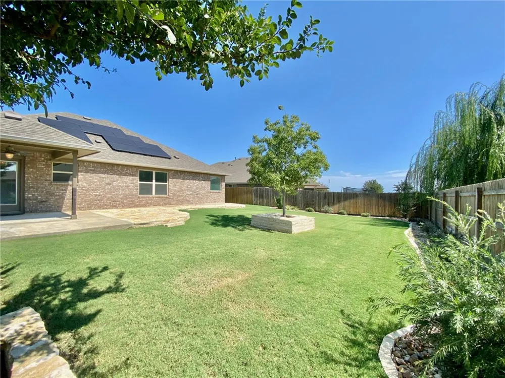 308 Chalk Knob Manor Leander, TX 78641