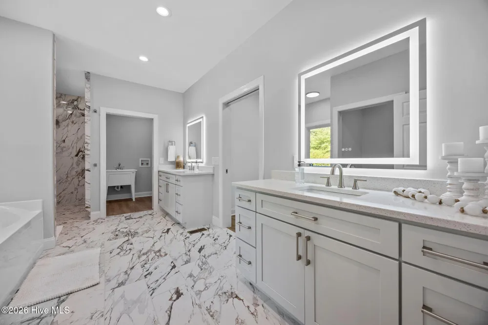107 Devonshire Avenue W Seven Lakes, NC 27376