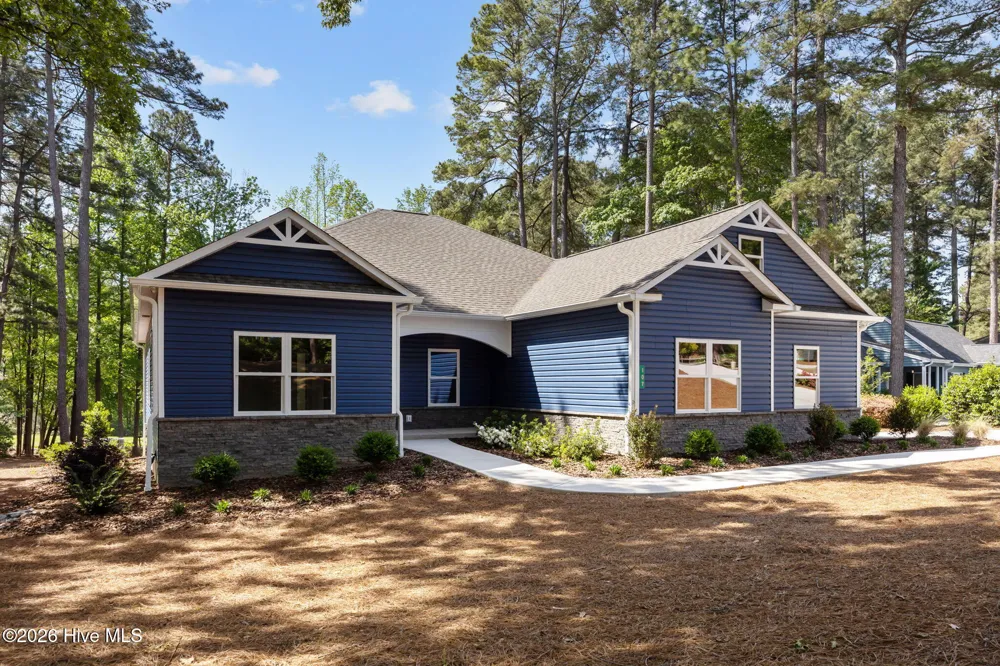 107 Devonshire Avenue W Seven Lakes, NC 27376
