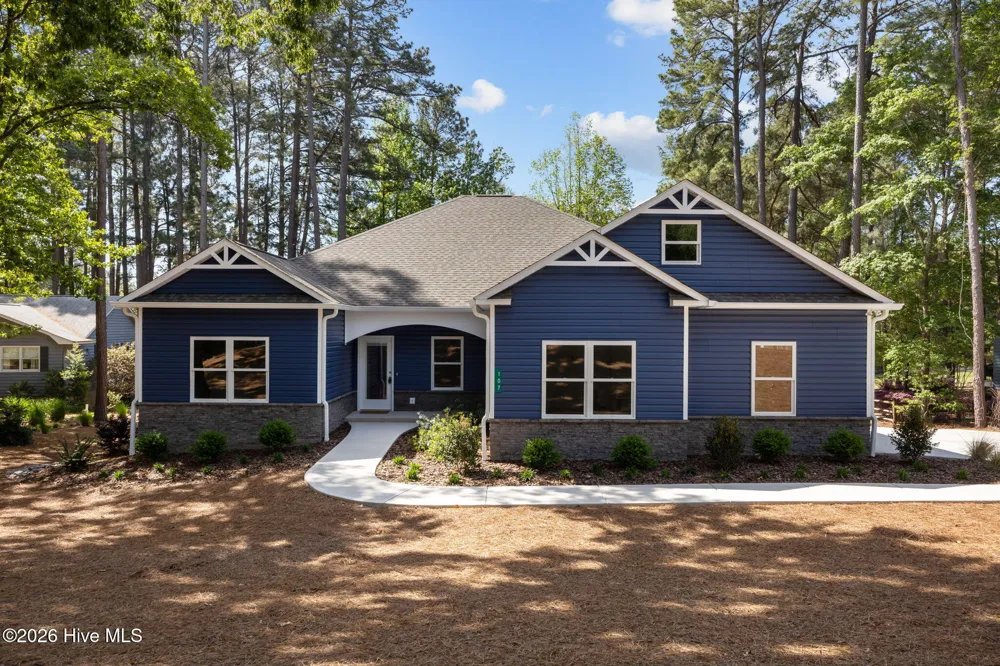 107 Devonshire Avenue W Seven Lakes, NC 27376