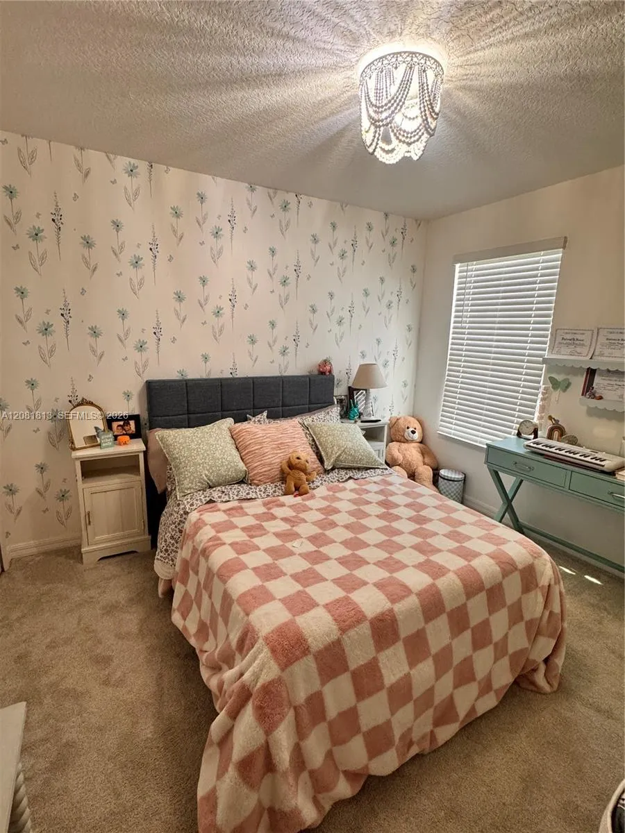 948 Scrub Oak Hammock Rd Davenport, FL 33837