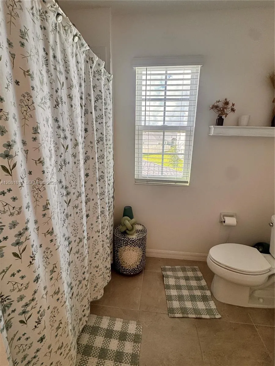 948 Scrub Oak Hammock Rd Davenport, FL 33837