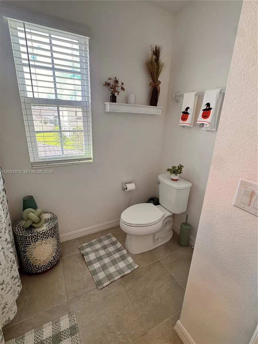 948 Scrub Oak Hammock Rd Davenport, FL 33837