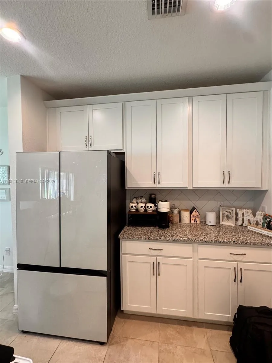 948 Scrub Oak Hammock Rd Davenport, FL 33837