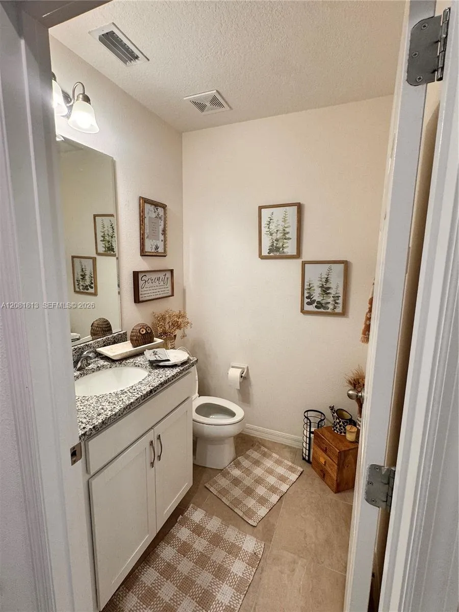 948 Scrub Oak Hammock Rd Davenport, FL 33837