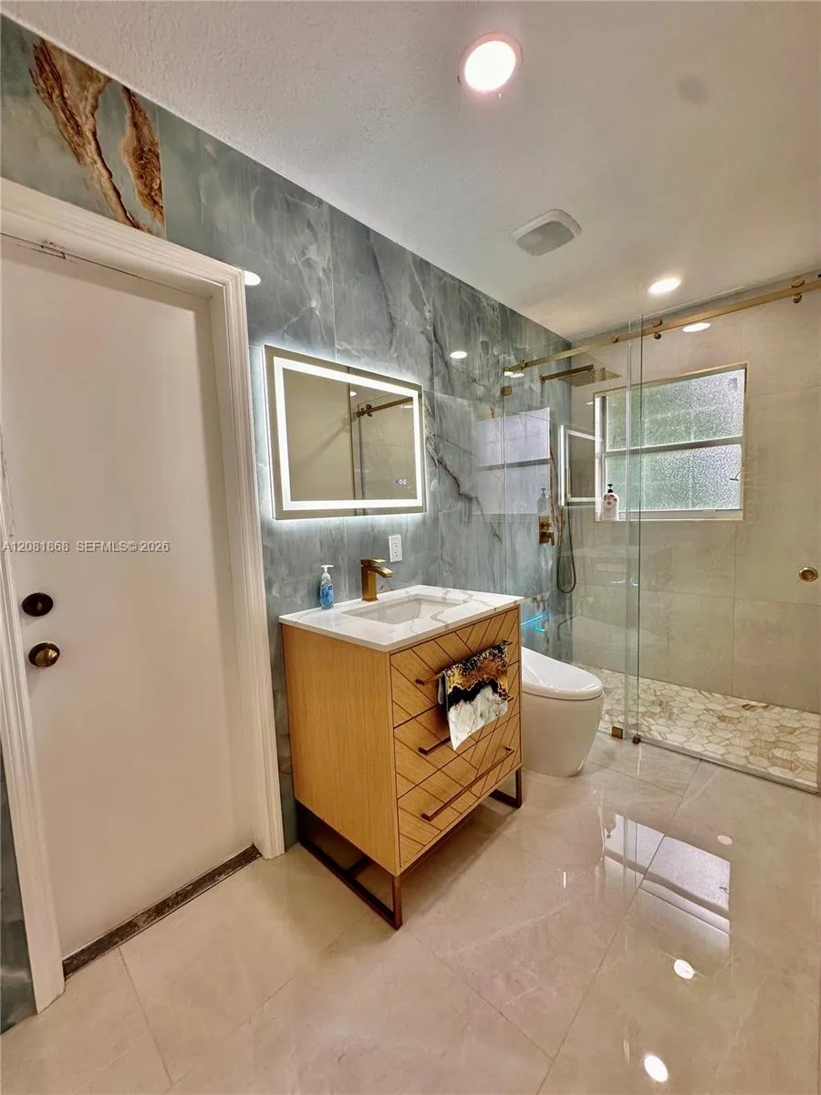 28565 SW 158th Ct #1 Homestead, FL 33033