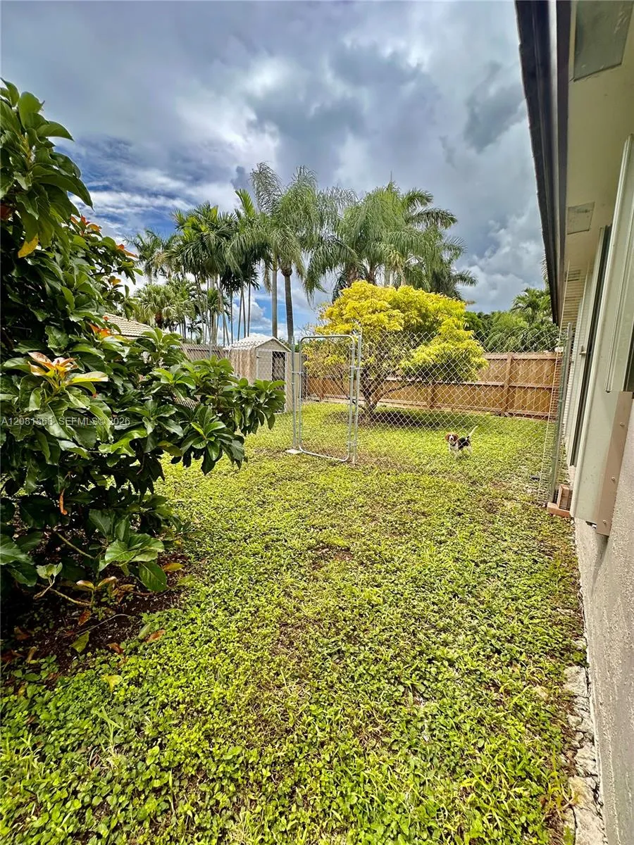 28565 SW 158th Ct #1 Homestead, FL 33033
