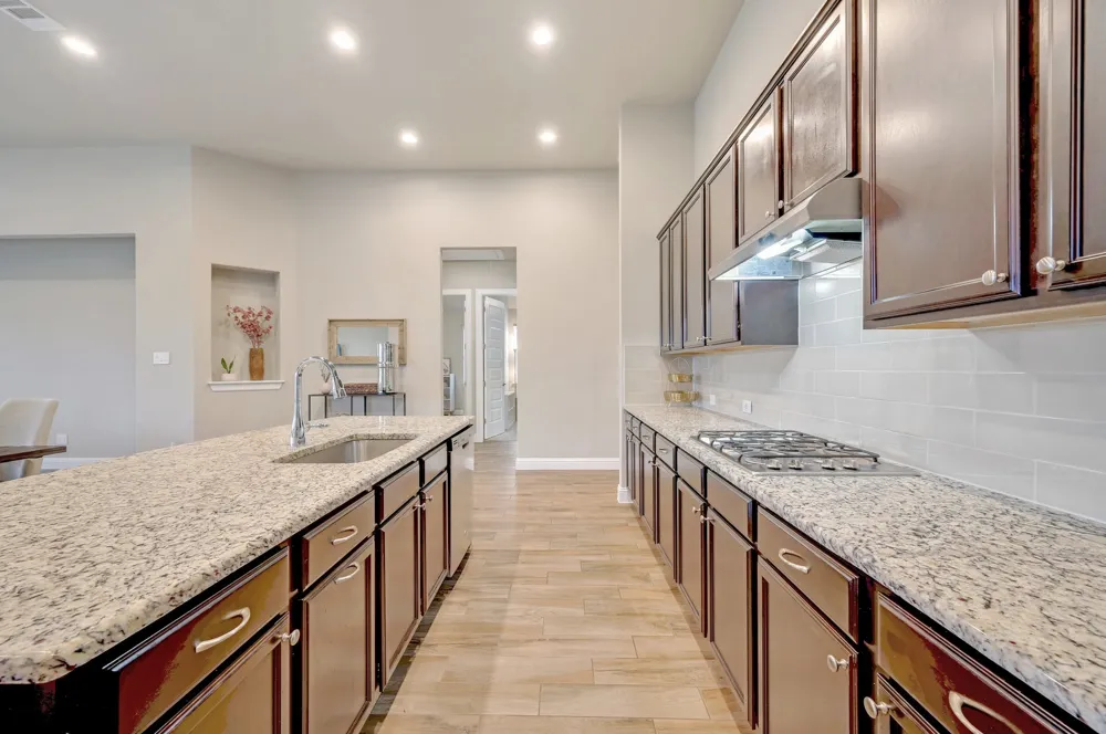 6813 Leonardo Drive Round Rock, TX 78665