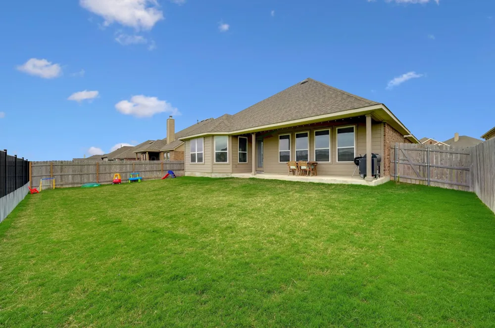 6813 Leonardo Drive Round Rock, TX 78665