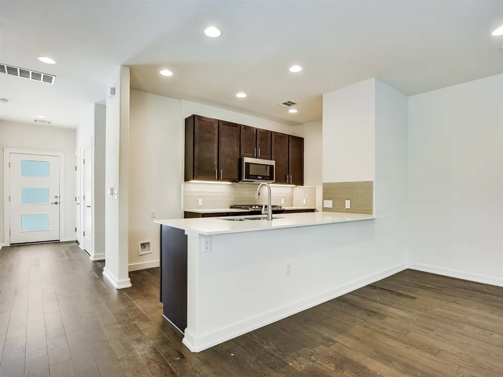 6800 Menchaca Road #39 Austin, TX 78745