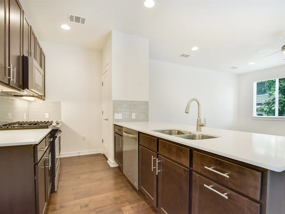 6800 Menchaca Road #39 Austin, TX 78745