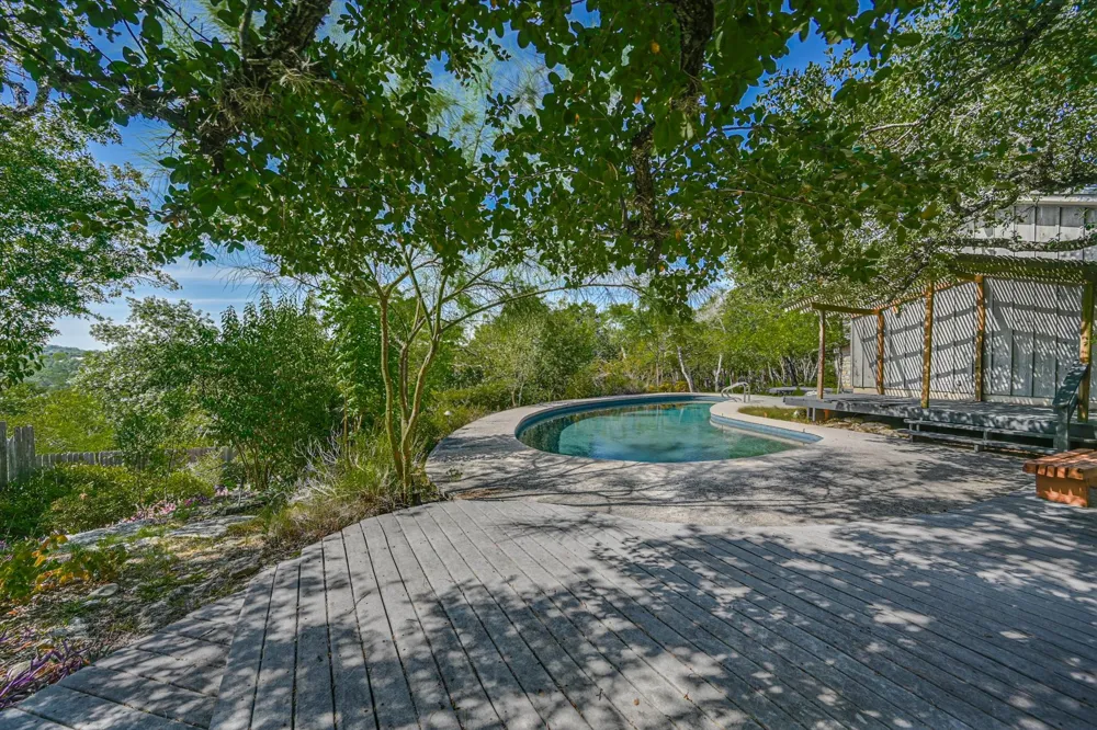 1403 Redbud Trail West Lake Hills, TX 78746