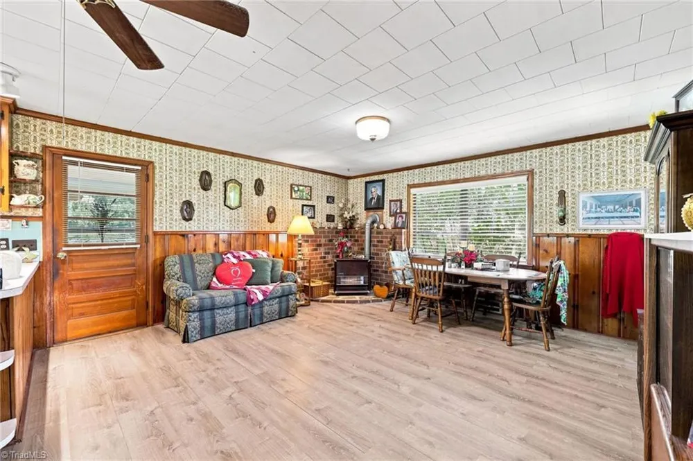 1700 Parham Drive Graham, NC 27253