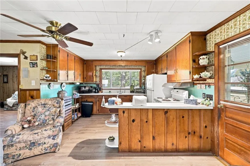 1700 Parham Drive Graham, NC 27253
