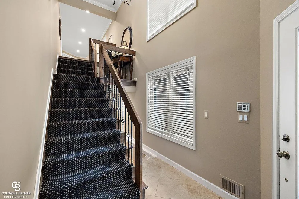 26151 harbour pointe dr n Drive Harrison Charter Township, MI 48045