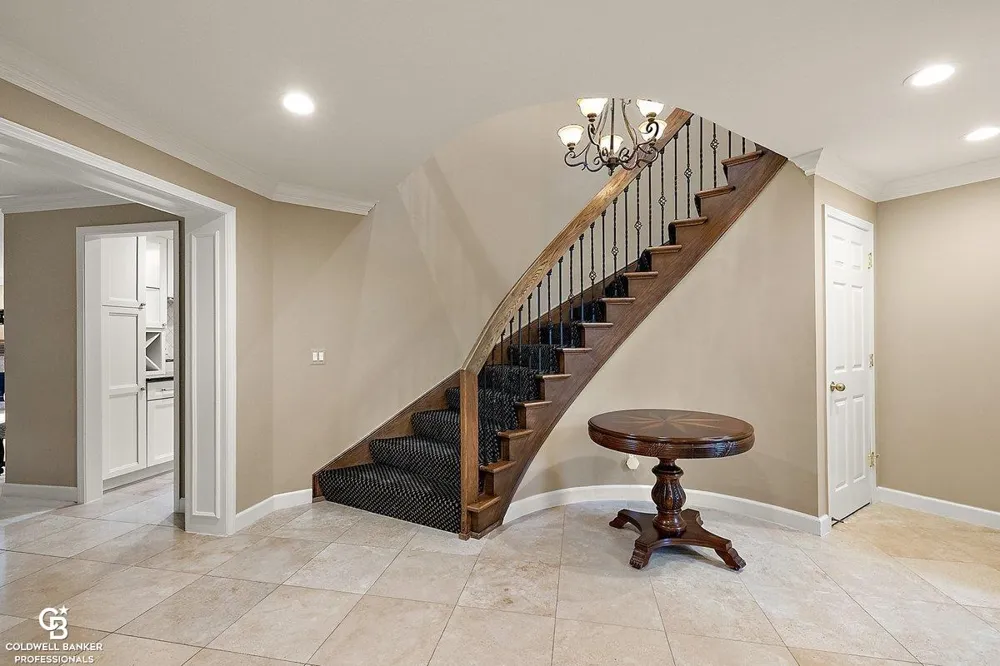 26151 harbour pointe dr n Drive Harrison Charter Township, MI 48045