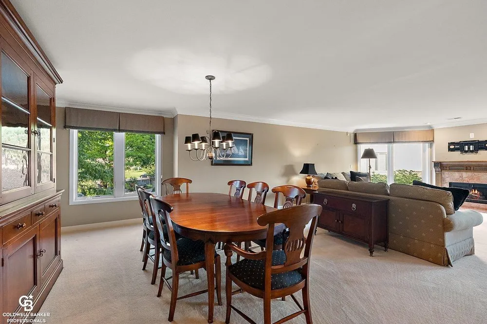 26151 harbour pointe dr n Drive Harrison Charter Township, MI 48045