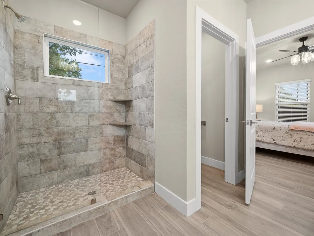 5338 Howard St Street San Antonio, TX 78212