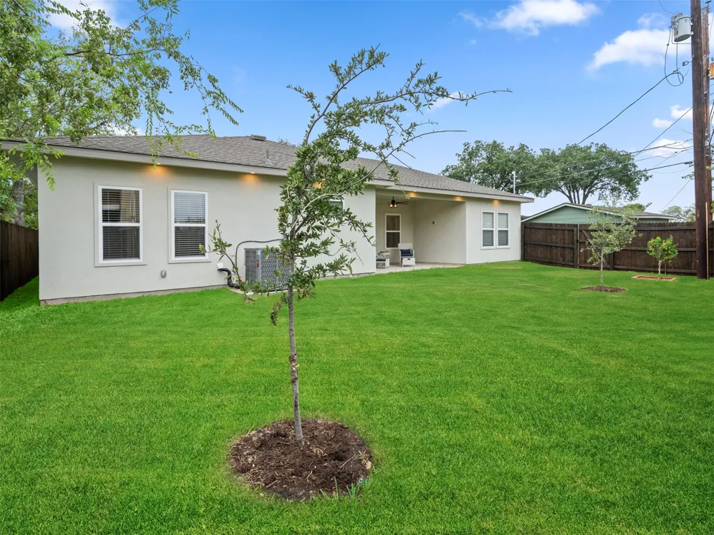 5338 Howard St Street San Antonio, TX 78212