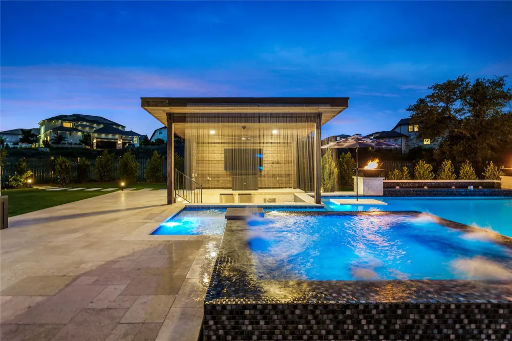 701 Echelon Place Lakeway, TX 78738