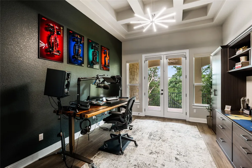 701 Echelon Place Lakeway, TX 78738