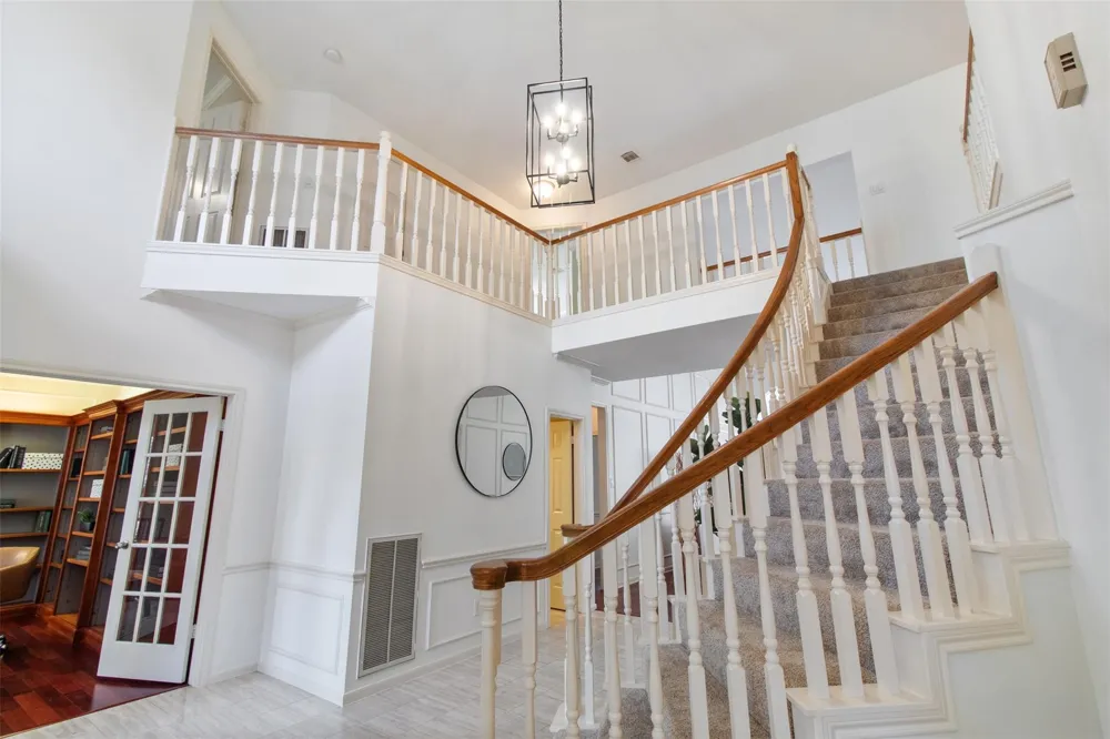5127 Heathfield Court Houston, TX 77084