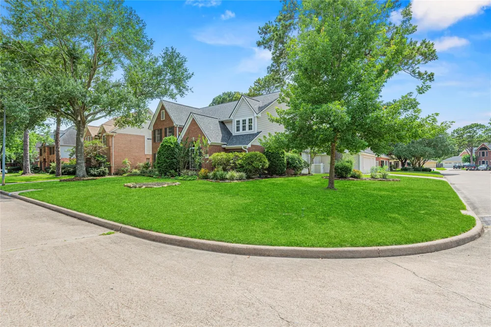 5127 Heathfield Court Houston, TX 77084