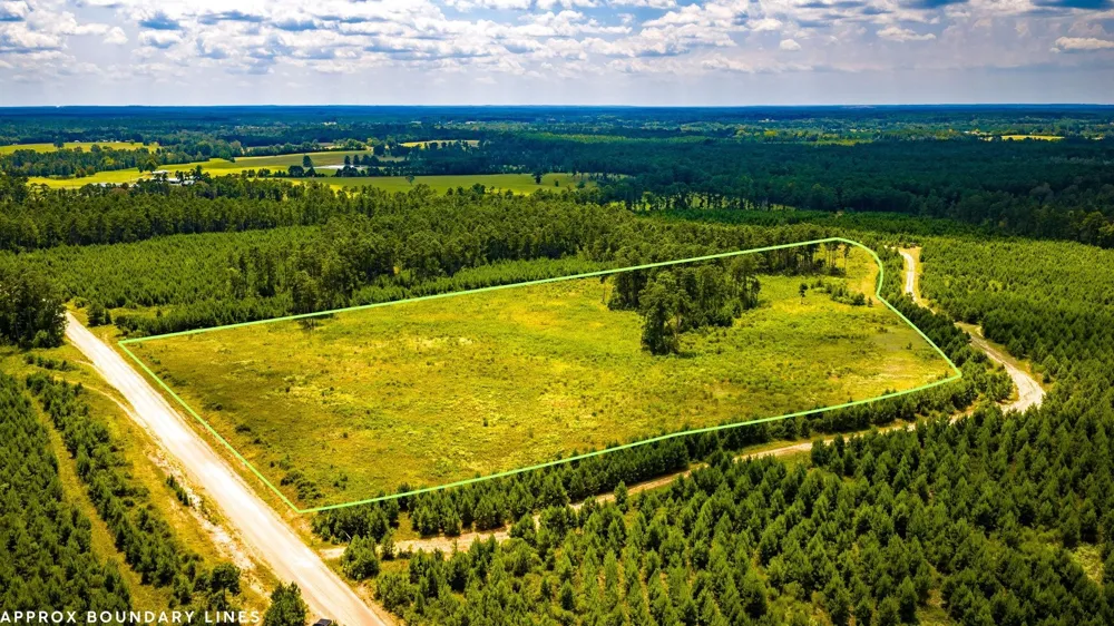 Hardin Hideout Moscow, TX 75960